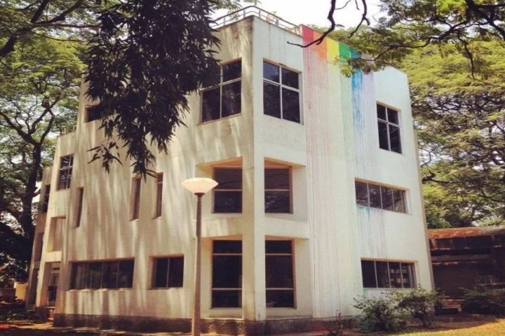 https://cache.careers360.mobi/media/colleges/social-media/media-gallery/17364/2019/1/4/Campus view of Industrial Design Centre Indian Institute of Technology Mumbai_Campus-view.JPG